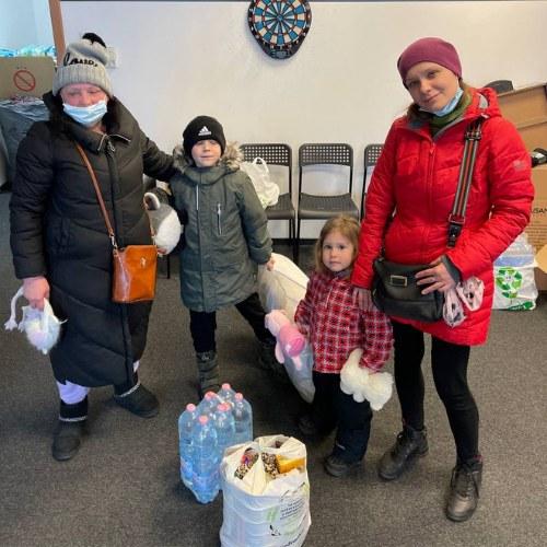Pomoc humanitarna dla uchodźców